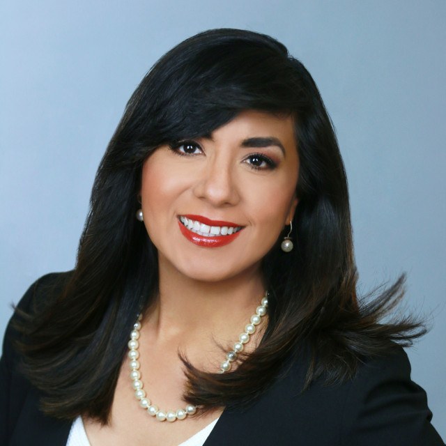 Cynthia Laura Benavides